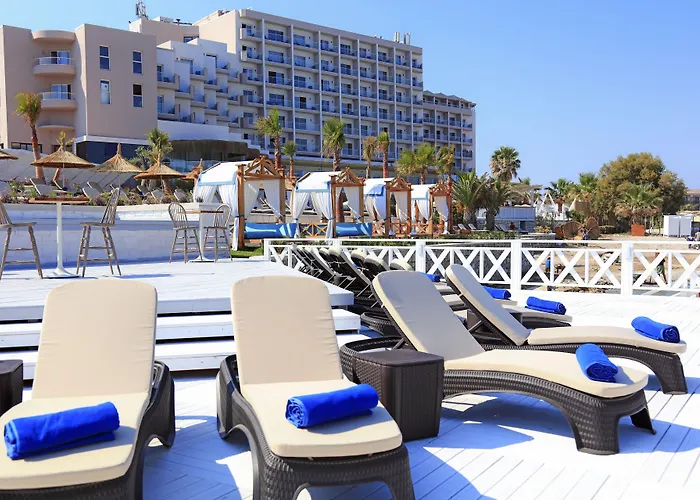 Θέρετρο Design Seya 5*